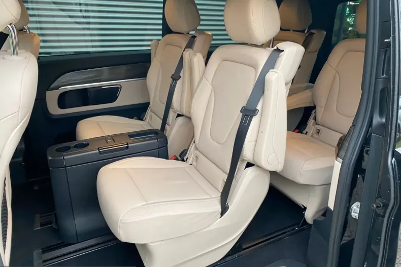 Mercedes-Benz V 300 (Clasa V) din 2021 cu 45.000 km - oferta MER221323 - foto 20