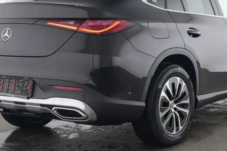 Mercedes-Benz GLC 220 (Clasa GLC) din 2025 cu 22.400 km - oferta MER221354 - foto 4