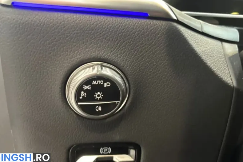Mercedes-Benz GLC 200 (Clasa GLC) din 2025 cu 9.900 km - oferta MER221358 - foto 13