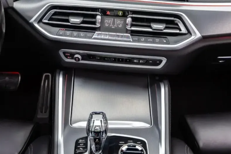 BMW X6 (Seria X) din 2021 cu 99.950 km - oferta BMW221368 - foto 24