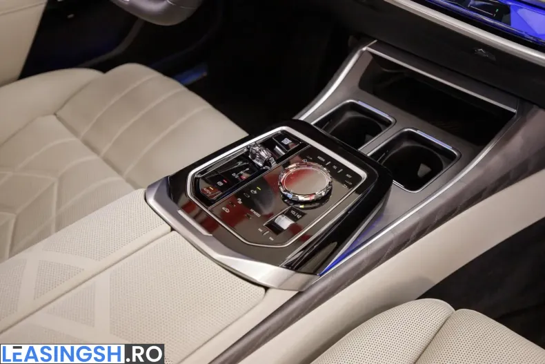 BMW 740d (Seria 7) din 2025 cu 10.254 km - oferta BMW221371 - foto 33