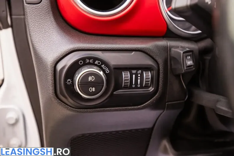 Jeep Wrangler din 2021 cu 150.000 km - oferta JEE221373 - foto 37