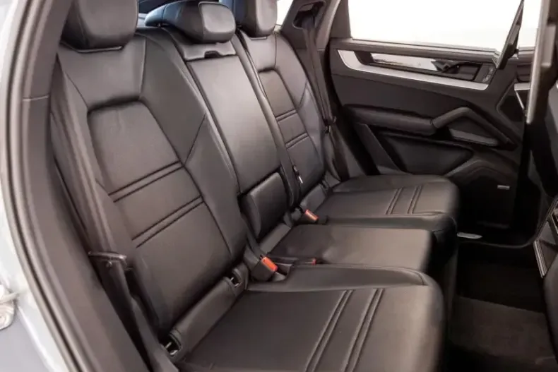Porsche Cayenne Coupe din 2024 cu 28.100 km - oferta POR221378 - foto 13