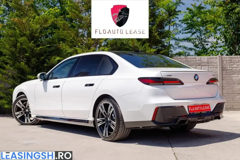 BMW 740d (Seria 7) din 2025 cu 42 km - oferta BMW221379 - foto 4