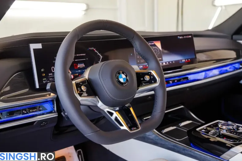 BMW 740d (Seria 7) din 2025 cu 42 km - oferta BMW221379 - foto 22