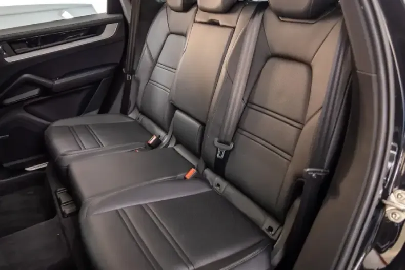 Porsche Cayenne din 2024 cu 79.000 km - oferta POR221380 - foto 12