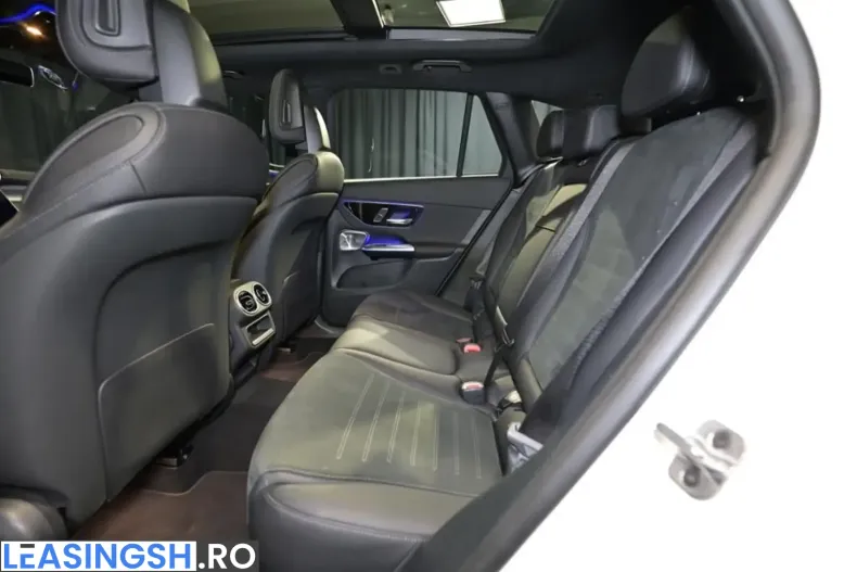 Mercedes-Benz GLC 300 (Clasa GLC) din 2024 cu 40.600 km - oferta MER221386 - foto 9