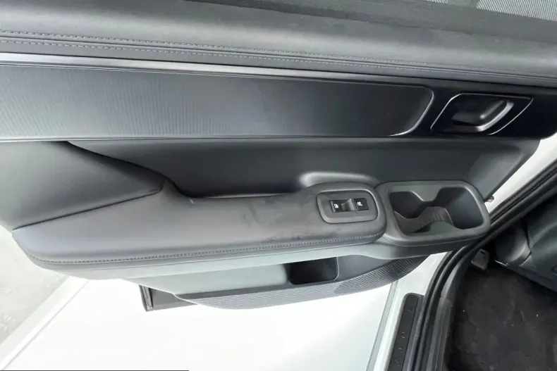 Hyundai Santa Fe din 2025 cu 4 km - oferta HYU221387 - foto 11