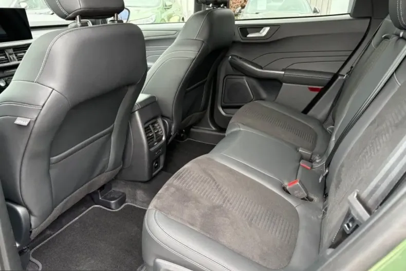 Ford Kuga din 2025 cu 17.467 km - oferta FOR221391 - foto 10