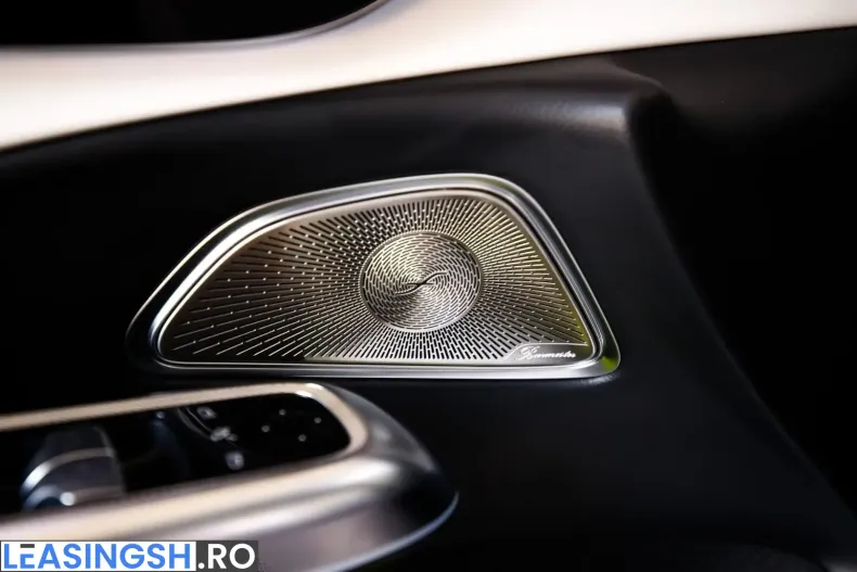 Mercedes-Benz E 200 (Clasa E) din 2024 cu 8.900 km - oferta MER221396 - foto 33