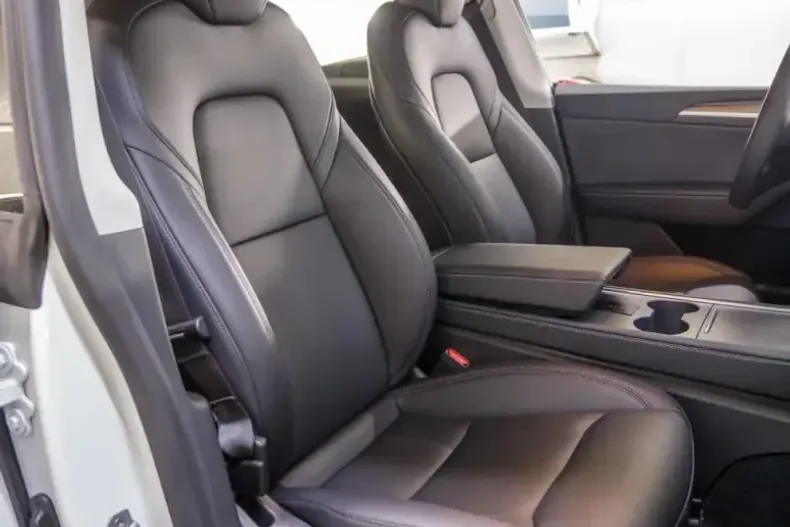 Tesla Model Y din 2023 cu 109.166 km - oferta TES221398 - foto 12