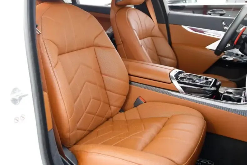 BMW M760e (Seria 7) din 2023 cu 26.900 km - oferta BMW221404 - foto 13