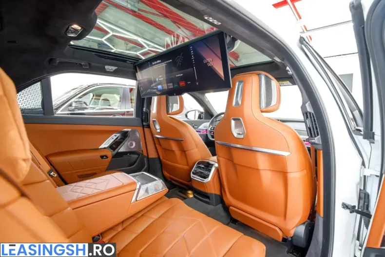 BMW M760e (Seria 7) din 2023 cu 26.900 km - oferta BMW221404 - foto 18