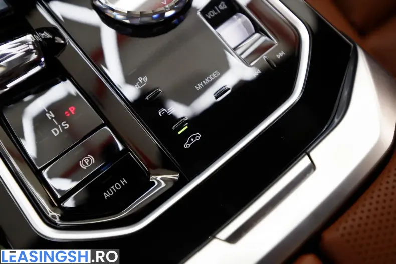 BMW M760e (Seria 7) din 2023 cu 26.900 km - oferta BMW221404 - foto 39