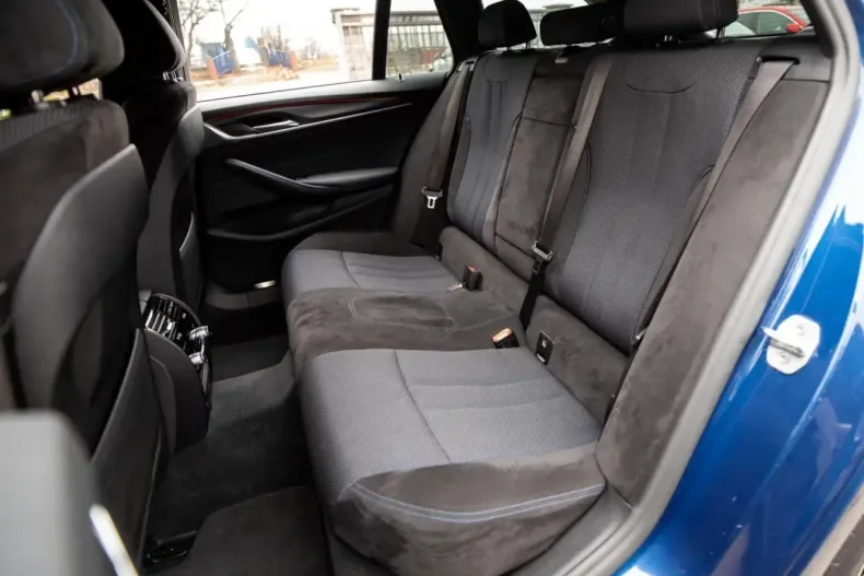 BMW 530e (Seria 5) din 2021 cu 144.483 km - oferta BMW221416 - foto 13
