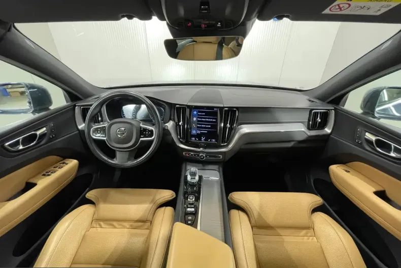 Volvo XC60 din 2021 cu 105.208 km - oferta VOL221418 - foto 8