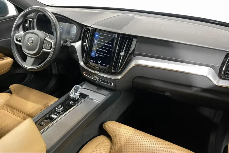 Volvo XC60 din 2021 cu 105.208 km - oferta VOL221418 - foto 9