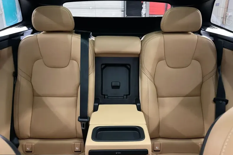 Volvo XC60 din 2021 cu 105.208 km - oferta VOL221418 - foto 12