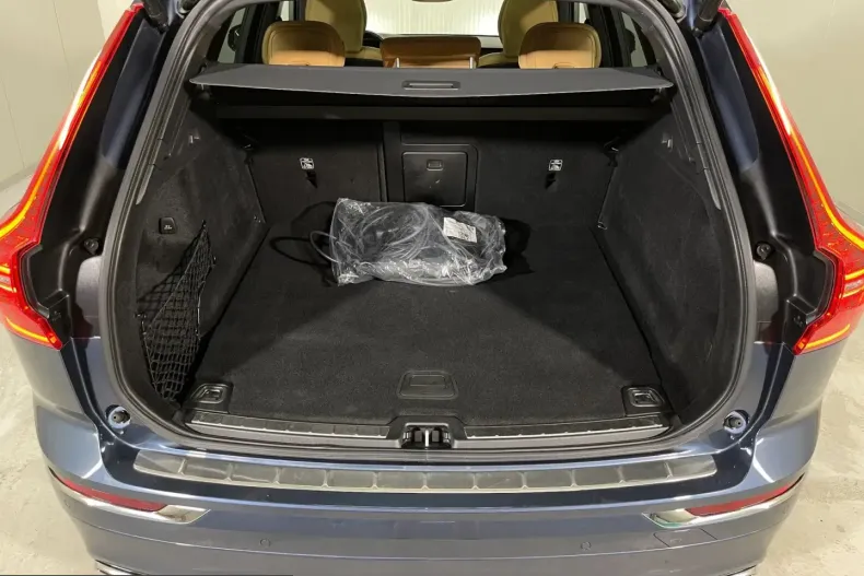 Volvo XC60 din 2021 cu 105.208 km - oferta VOL221418 - foto 14