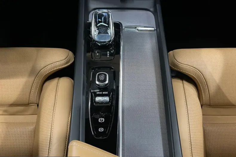 Volvo XC60 din 2021 cu 105.208 km - oferta VOL221418 - foto 24