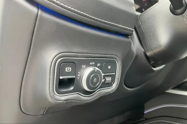 Mercedes-Benz G 63 AMG (Clasa G) din 2024 cu 31.000 km - oferta MER221423 - foto 30