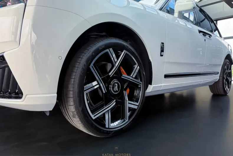 Rolls-Royce Cullinan din 2025 cu 1.446 km - oferta ROL221426 - foto 11