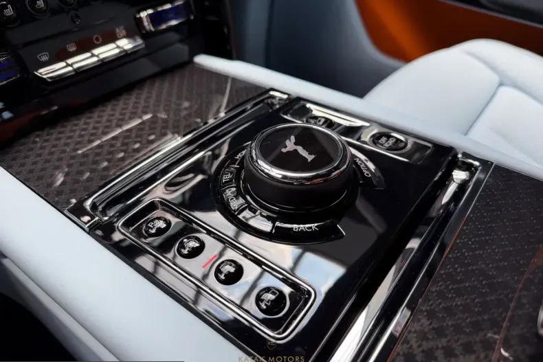 Rolls-Royce Cullinan din 2025 cu 1.446 km - oferta ROL221426 - foto 22