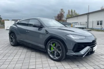 Lamborghini Urus din 2023 - oferta LAM221427