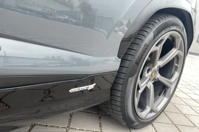 Lamborghini Urus din 2023 cu 62.000 km - oferta LAM221427 - foto 16
