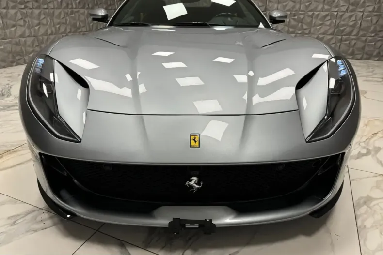 Ferrari 812 din 2023 cu 2.051 km - oferta FER221428 - foto 2