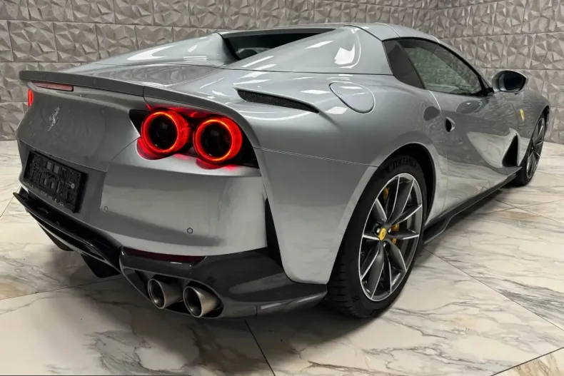 Ferrari 812 din 2023 cu 2.051 km - oferta FER221428 - foto 8