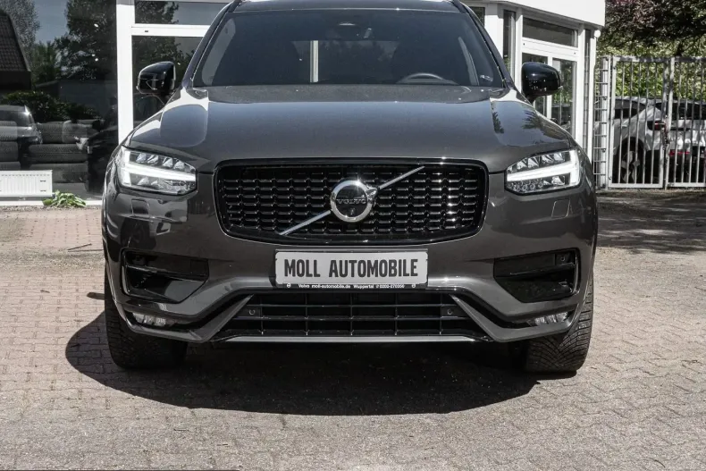 Volvo XC90 din 2023 cu 46.688 km - oferta VOL221432 - foto 3
