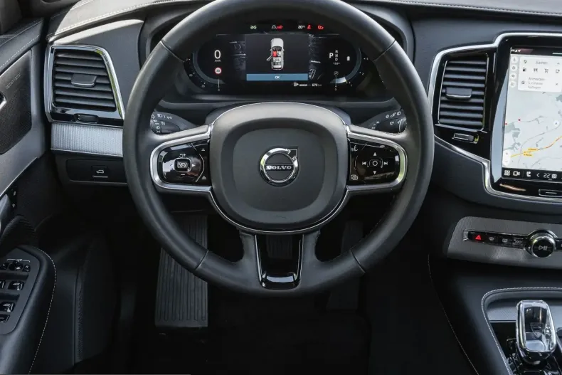 Volvo XC90 din 2023 cu 46.688 km - oferta VOL221432 - foto 9