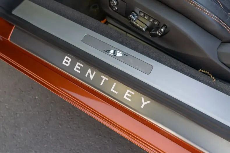 Bentley Continental GTC din 2022 cu 14.890 km - oferta BEN221436 - foto 15