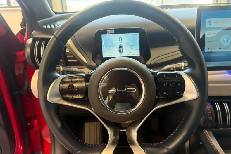 BYD ATTO 3 din 2023 cu 4.756 km - oferta BYD221441 - foto 9