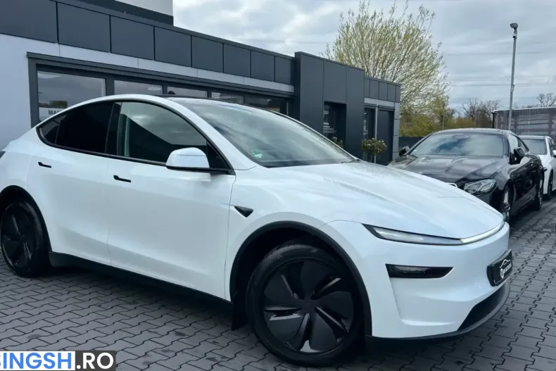 Tesla Model Y din 2025 cu 14.800 km - oferta TES221442 - foto 3