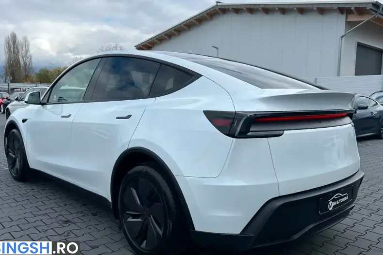 Tesla Model Y din 2025 cu 14.800 km - oferta TES221442 - foto 4