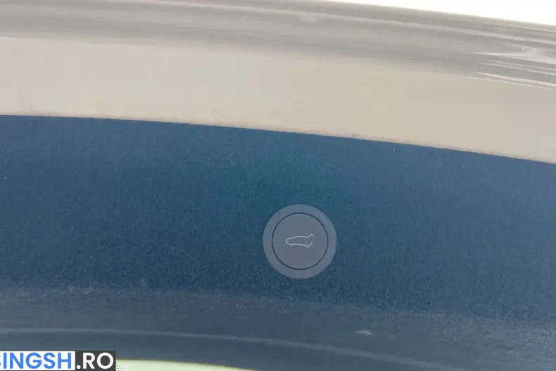 Tesla Model Y din 2025 cu 14.800 km - oferta TES221442 - foto 8