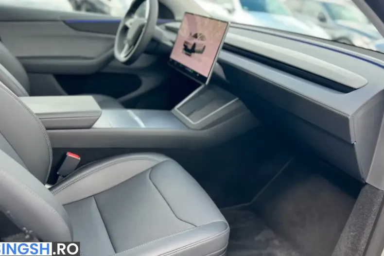 Tesla Model Y din 2025 cu 14.800 km - oferta TES221442 - foto 11