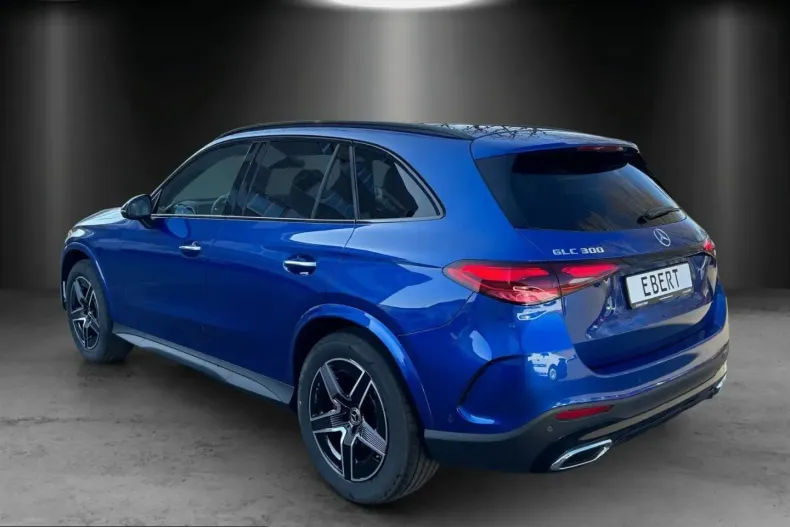 Mercedes-Benz GLC 300 (Clasa GLC) din 2023 cu 9.900 km - oferta MER221450 - foto 4