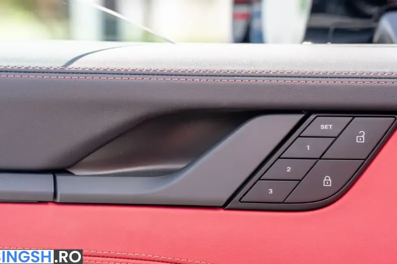 Porsche 911 din 2025 cu 1.995 km - oferta POR221453 - foto 16