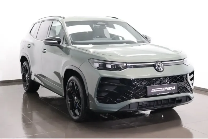 Volkswagen Tayron din 2025 cu 8.400 km - oferta VOL221454 - foto 1
