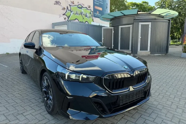BMW 520 (Seria 5) din 2024 cu 57.000 km - oferta BMW221474 - foto 1
