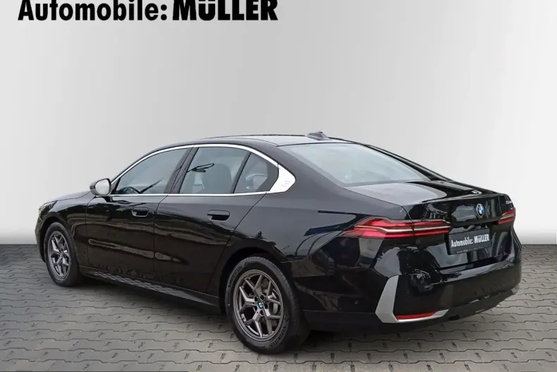 BMW 520 (Seria 5) din 2025 cu 13.717 km - oferta BMW221475 - foto 6