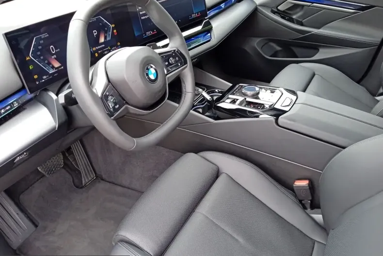 BMW 520 (Seria 5) din 2025 cu 13.717 km - oferta BMW221475 - foto 14