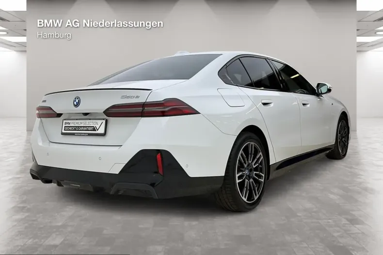 BMW 550 (Seria 5) din 2024 cu 29.513 km - oferta BMW221476 - foto 5