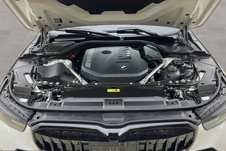 BMW 550 (Seria 5) din 2024 cu 29.513 km - oferta BMW221476 - foto 14