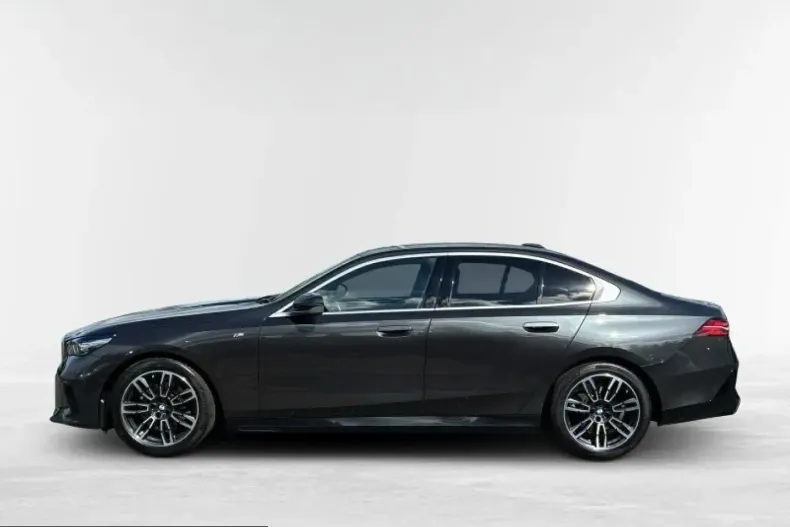 BMW 520 (Seria 5) din 2024 cu 35.950 km - oferta BMW221478 - foto 3