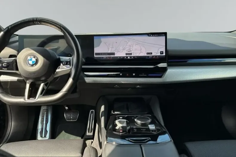 BMW 520 (Seria 5) din 2024 cu 35.950 km - oferta BMW221478 - foto 9