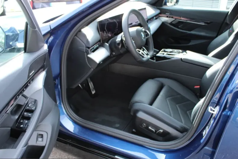 BMW 520 (Seria 5) din 2025 cu 19.376 km - oferta BMW221482 - foto 7